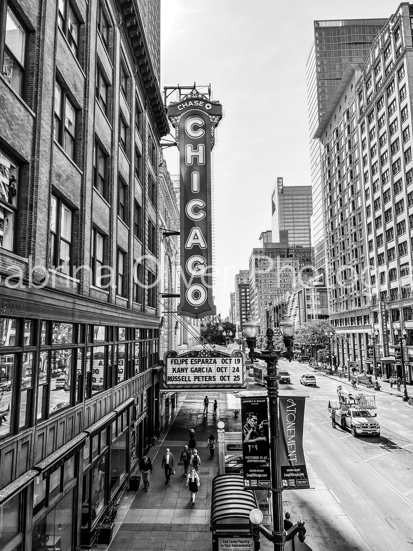 Chicago Theatre B&W